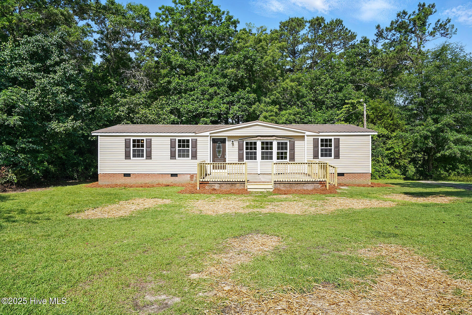 1392 L L Cooper Road Cameron, NC 28326 - Photo 2 of 31 Front