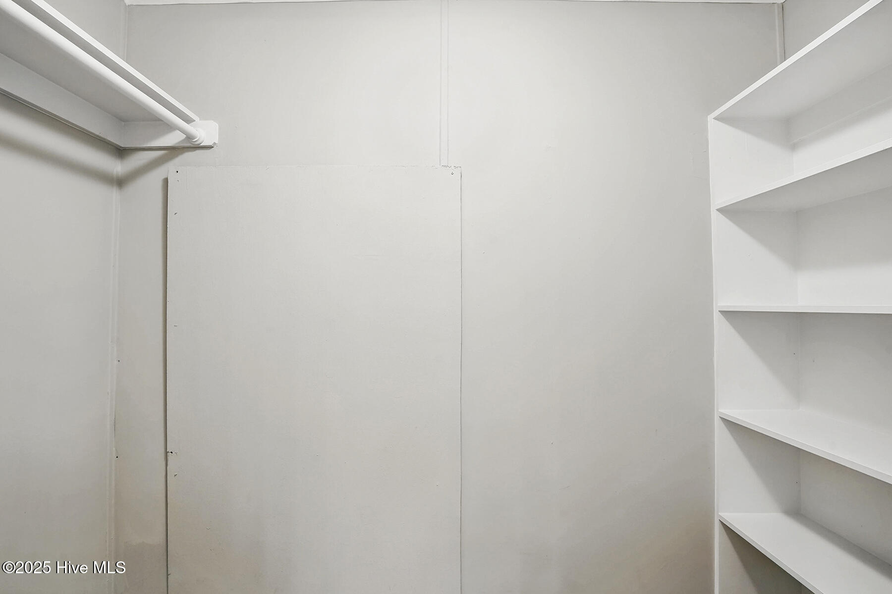 1392 L L Cooper Road Cameron, NC 28326 - Photo 23 of 31 Primary Closet