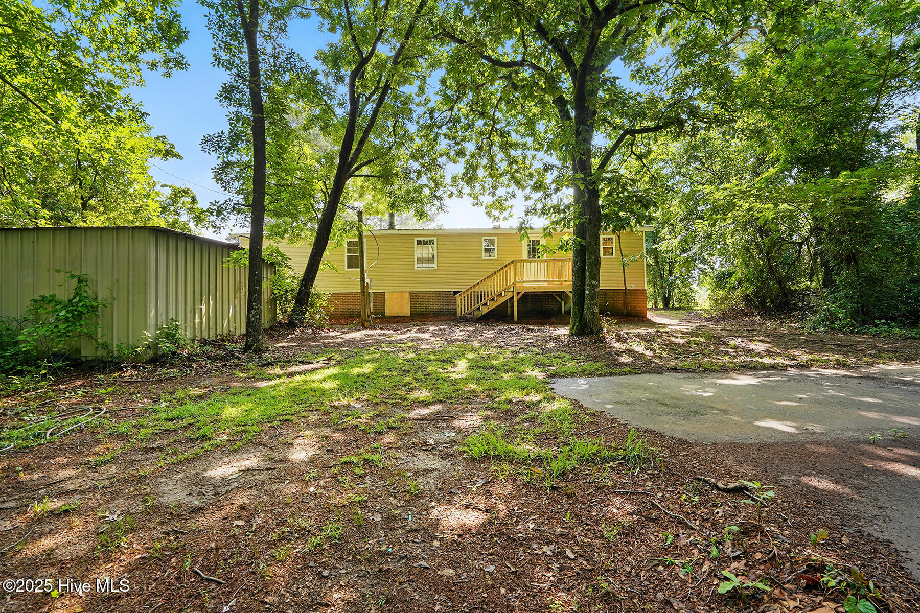1392 L L Cooper Road Cameron, NC 28326 - Photo 30 of 31 Back of House