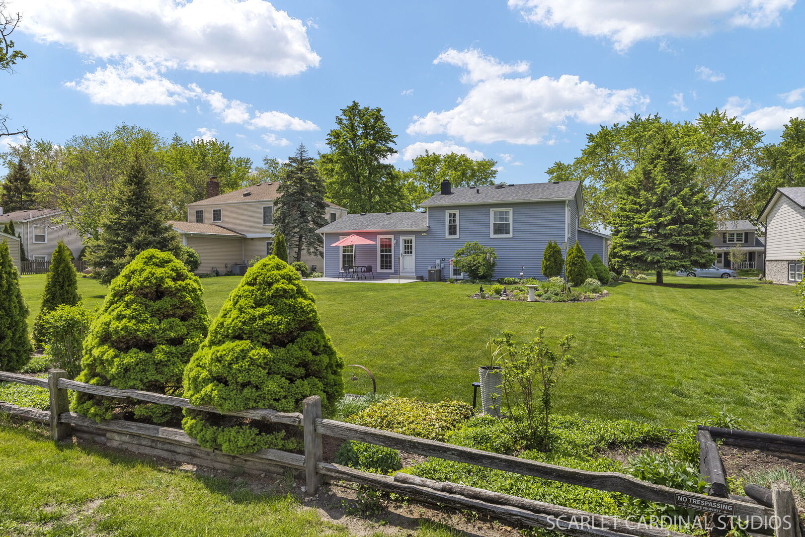 1677 Casa Solana Drive Wheaton, IL 60189 - Photo 26 of 30 a view of a garden with an outdoor space