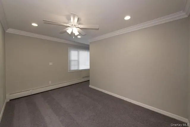 $2,195 | 303-3 Robinson Avenue, Unit 3033, Patchogue, NY 11772