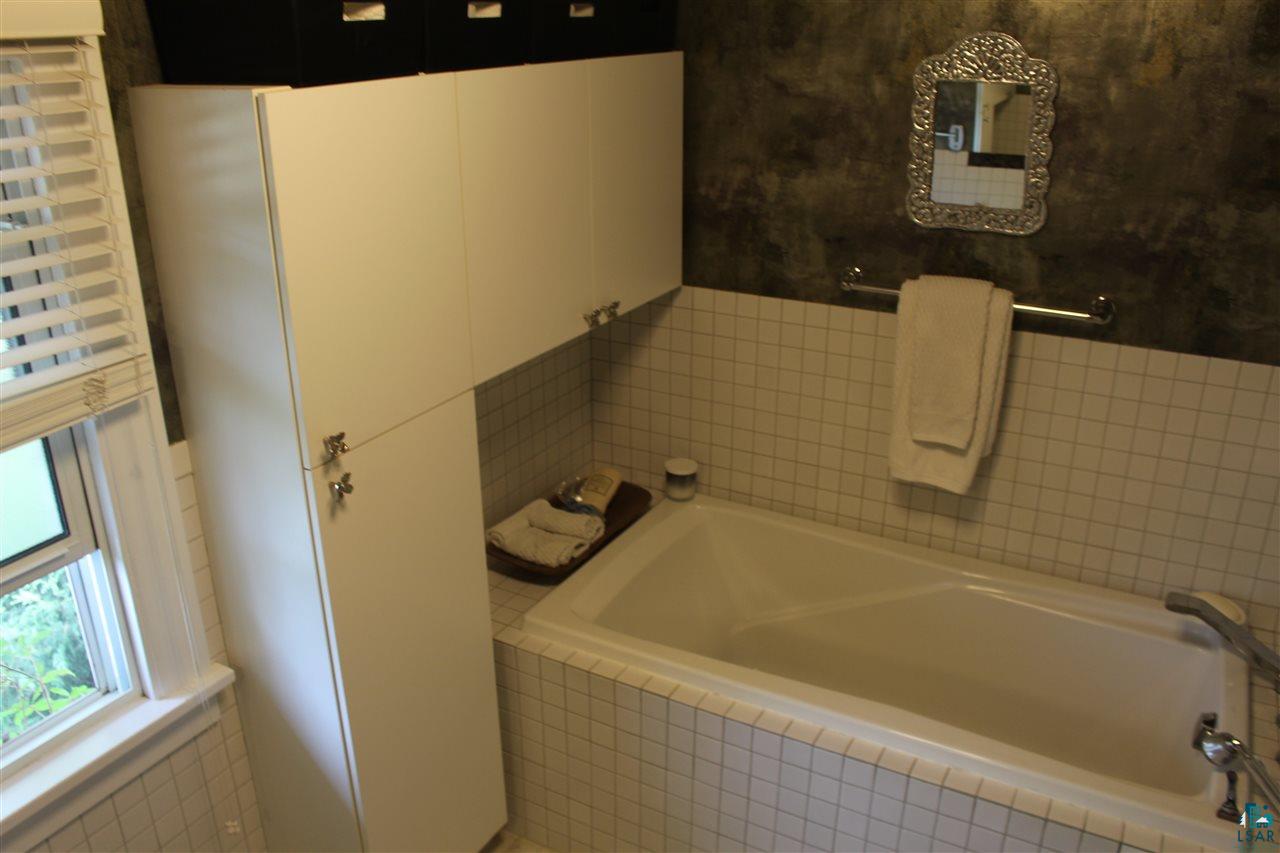4427 Cooke Street Duluth, MN 55804 - Photo 25 of 28 Gallery Image 25