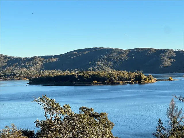 $289,000 | 11723 Widgeon Way, Clearlake Oaks, CA 95423