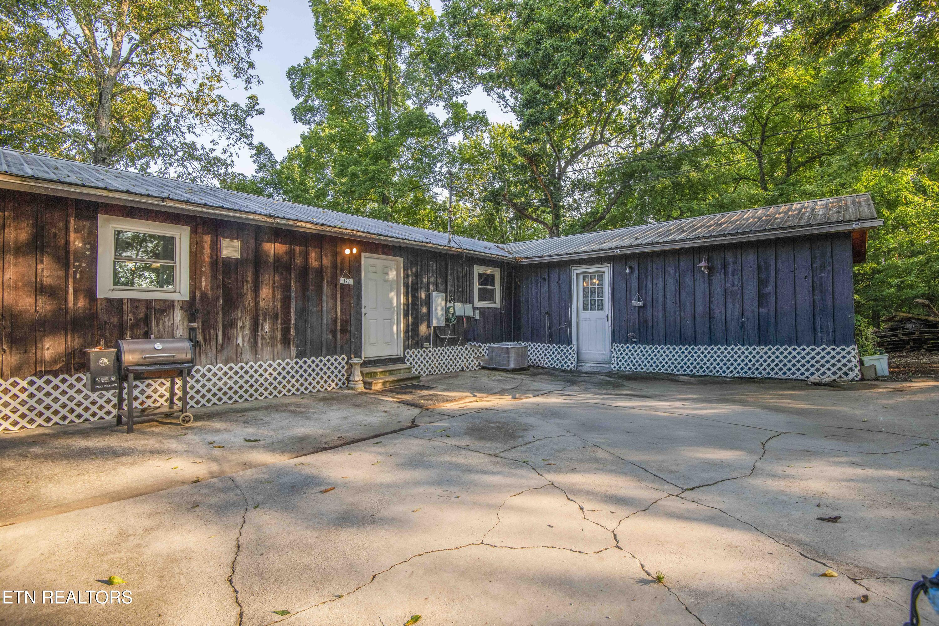 197 Wedgewood Lane Spring City, TN 37381 - Photo 13 of 57 exterior 5_1