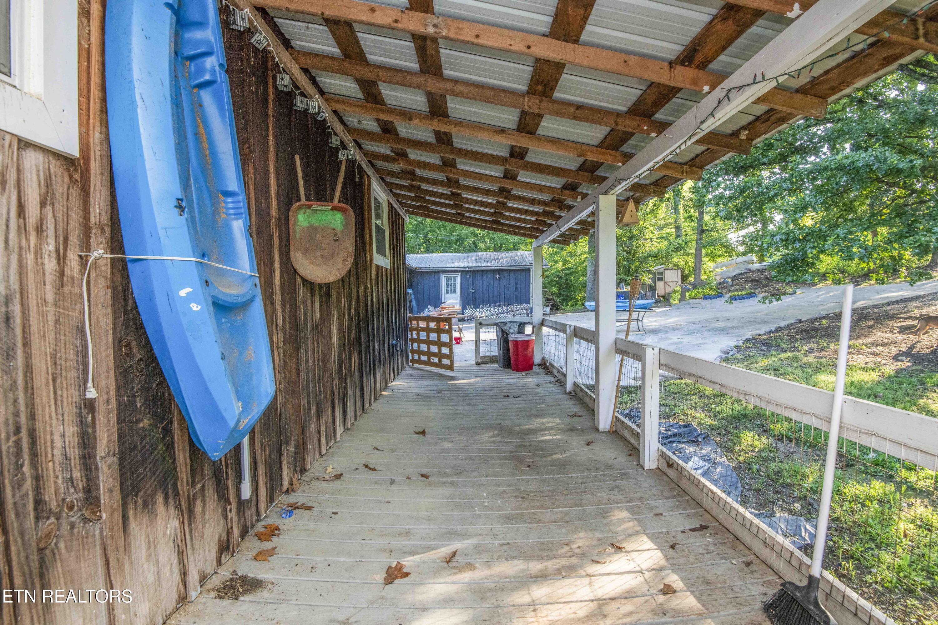 197 Wedgewood Lane Spring City, TN 37381 - Photo 14 of 57 exterior_1