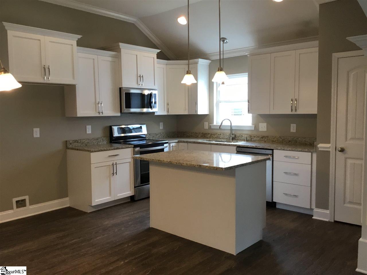 481 Berry Shoals Road Duncan, SC 29334 - Photo 14 of 33
