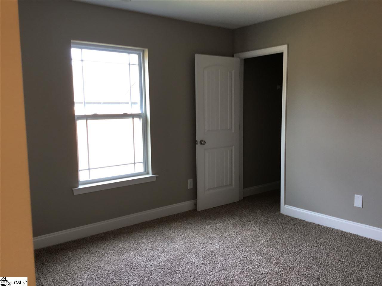 481 Berry Shoals Road Duncan, SC 29334 - Photo 22 of 33