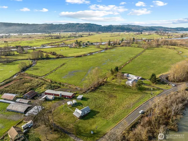 a view of an ocean and a building