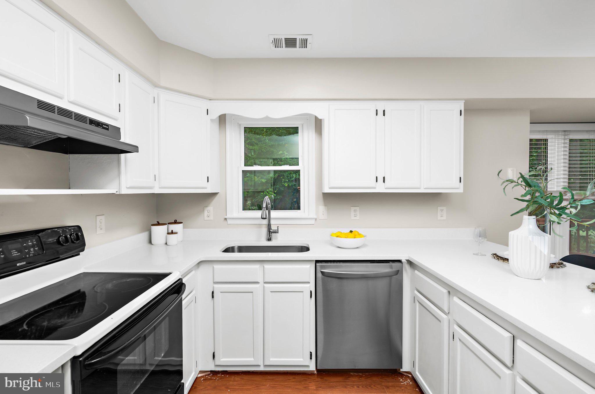14902 Hatteras Way Silver Spring, MD 20906 - Photo 10 of 45 Gallery Image 10