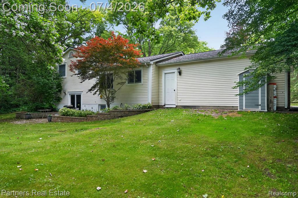 2500 Hubert Road Brighton, MI 48114 - Photo 40 of 53