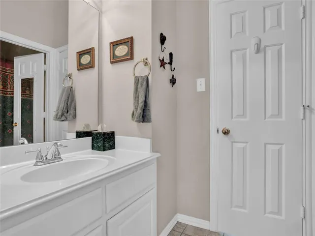 $834,000 | 2017 Country Brook Lane, Allen, TX 75002