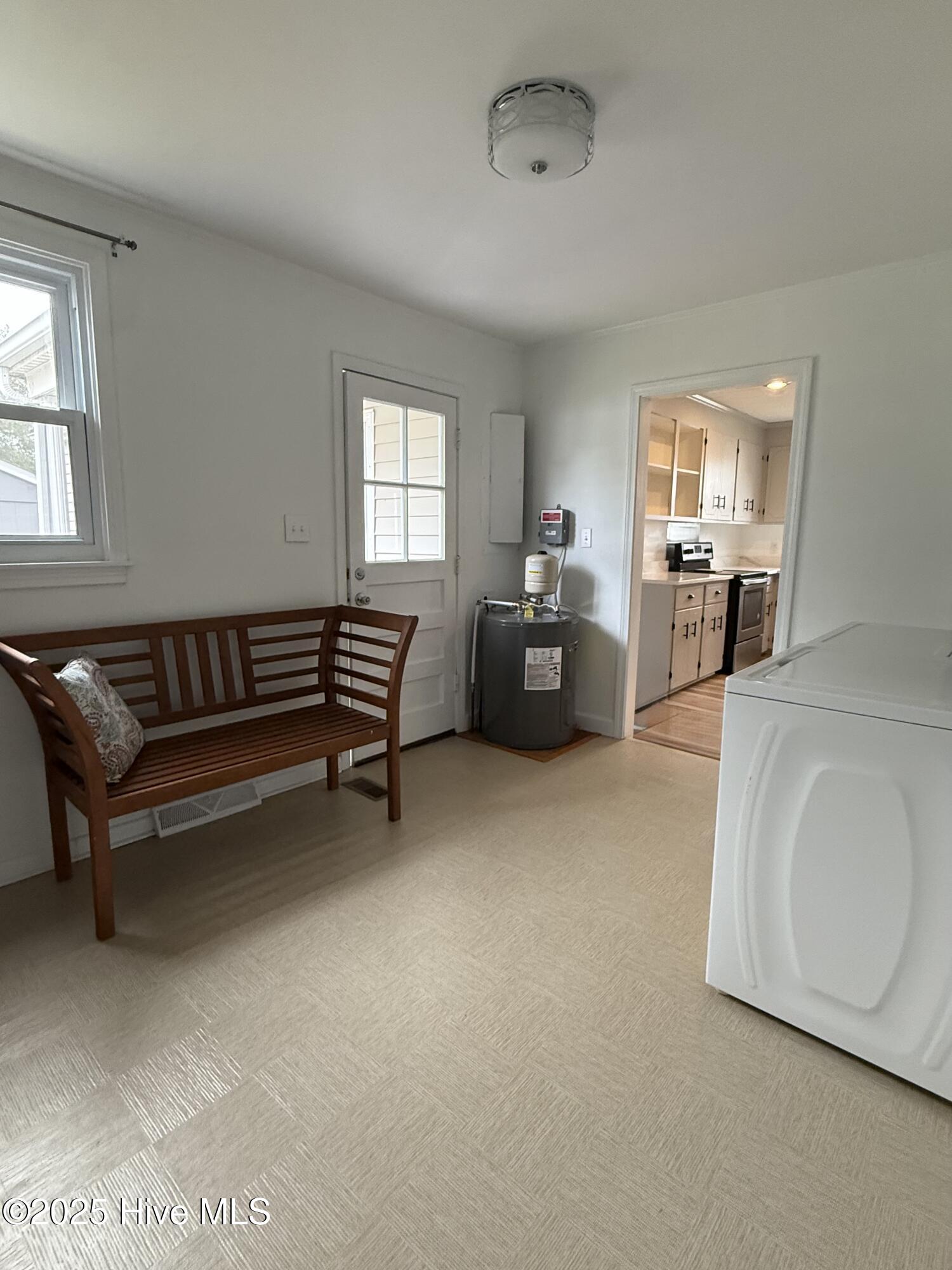 209 Hawthorne Road Edenton, NC 27932 - Photo 24 of 38 utility room 2
