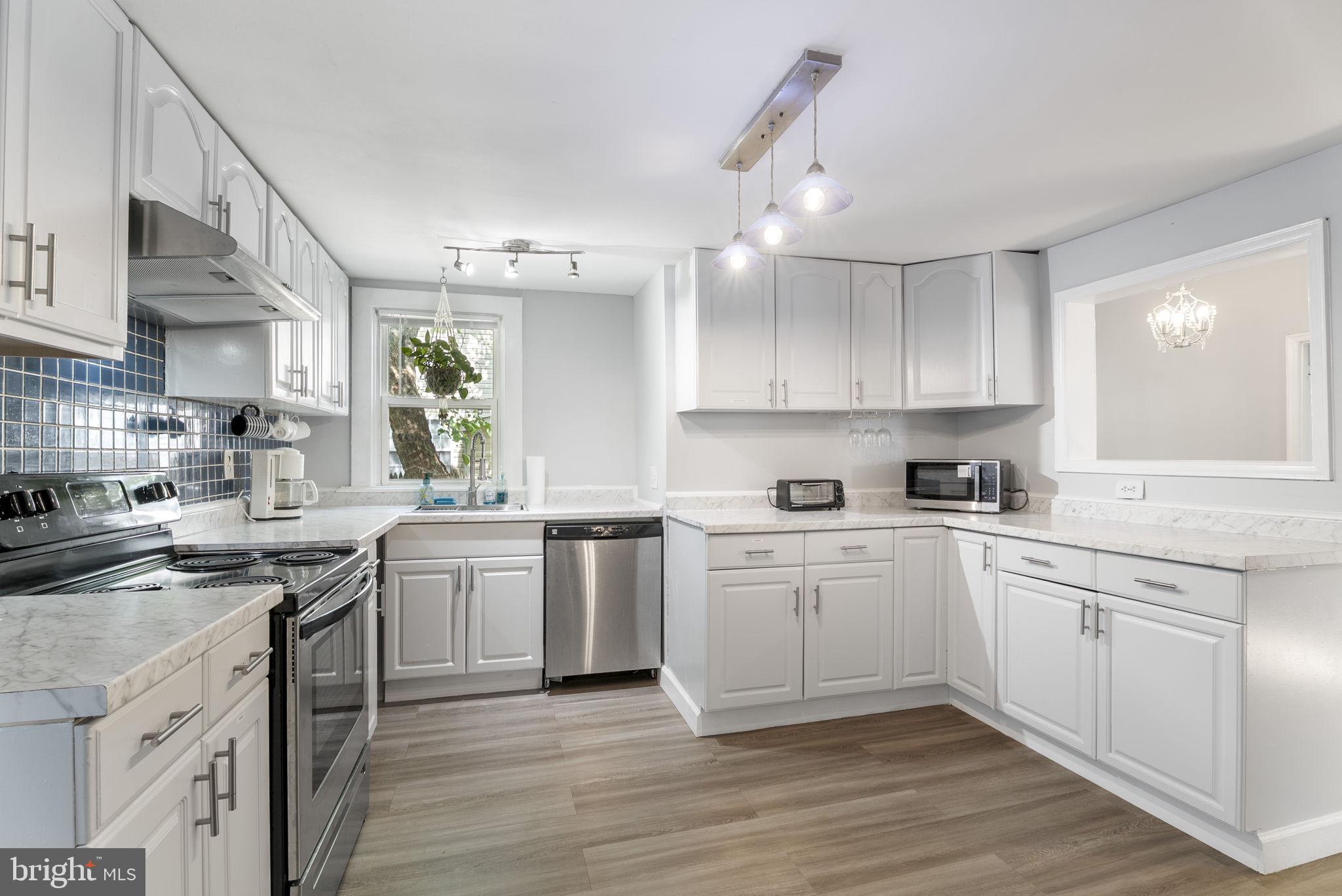 5415 Powhatan Road Riverdale, MD 20737 - Photo 3 of 24 Renovated Kitchen