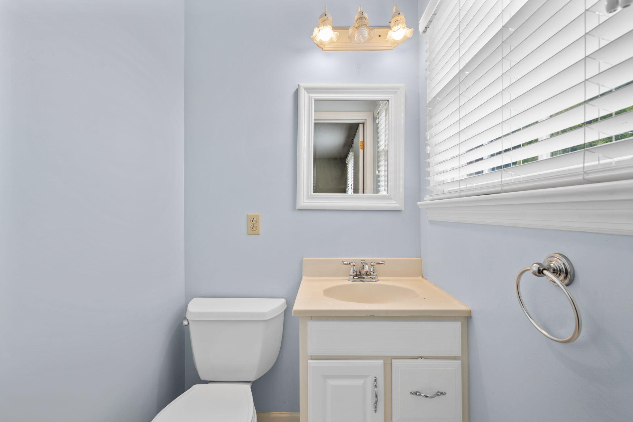 8979 Hensley Road Hixson, TN 37343 - Photo 5 of 32 5-web-or-mls-DSC_3894
