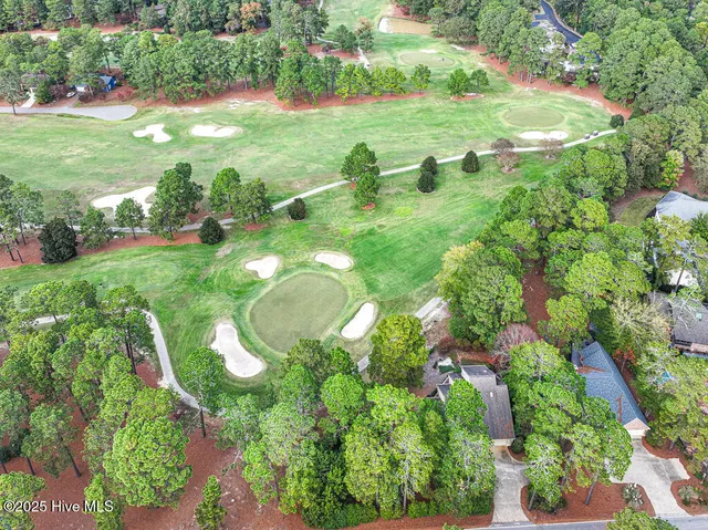 $650,000 | 65 Lake Hills Road, Pinehurst, NC 28374