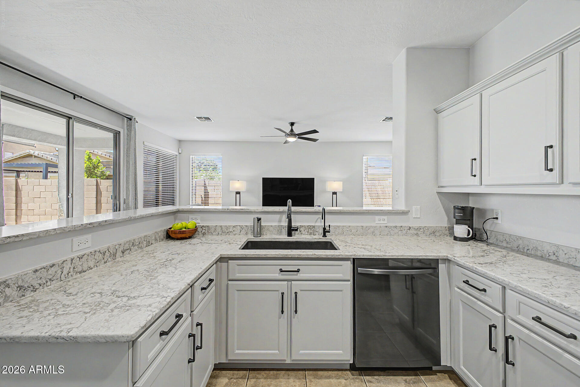 6492 South View Lane Gilbert, AZ 85298 - Photo 14 of 31