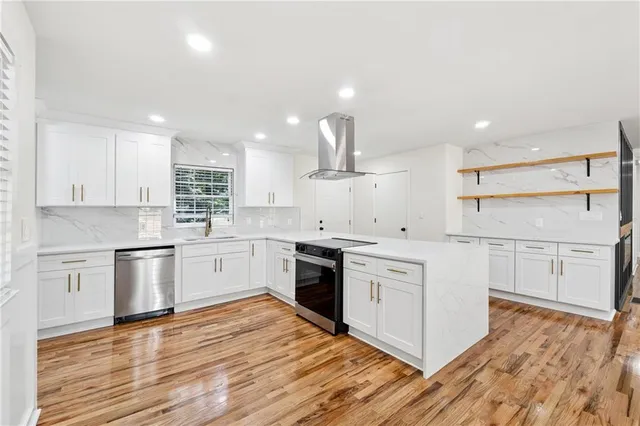 $410,000 | 2055 Oak Road Southwest, Snellville, GA 30078