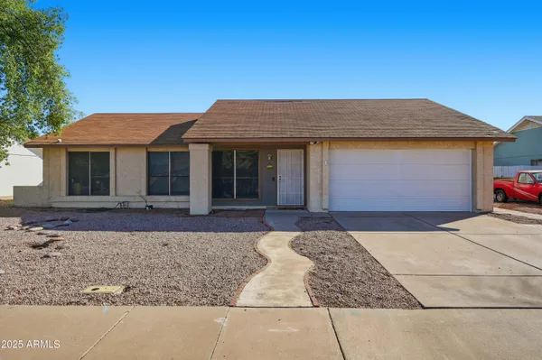 $439,000 | 953 East Hackamore Street, Mesa, AZ 85203