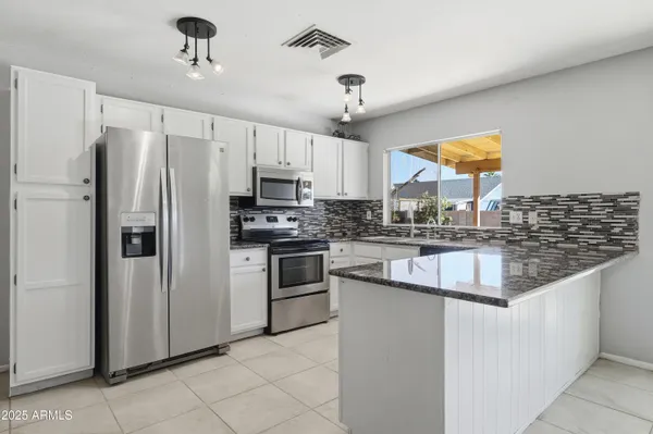 $439,000 | 953 East Hackamore Street, Mesa, AZ 85203