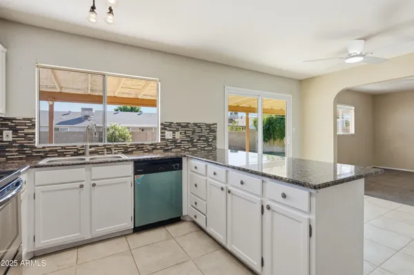 $439,000 | 953 East Hackamore Street, Mesa, AZ 85203