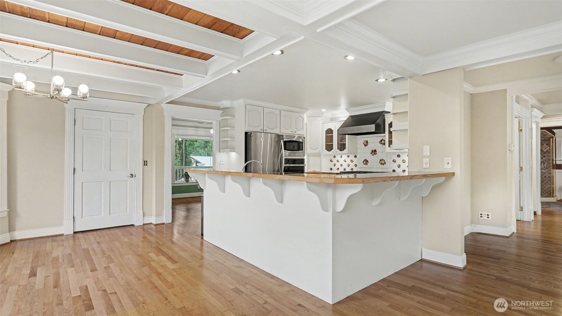 18530 Southeast 145th Street Renton, WA 98059 - Photo 13 of 40