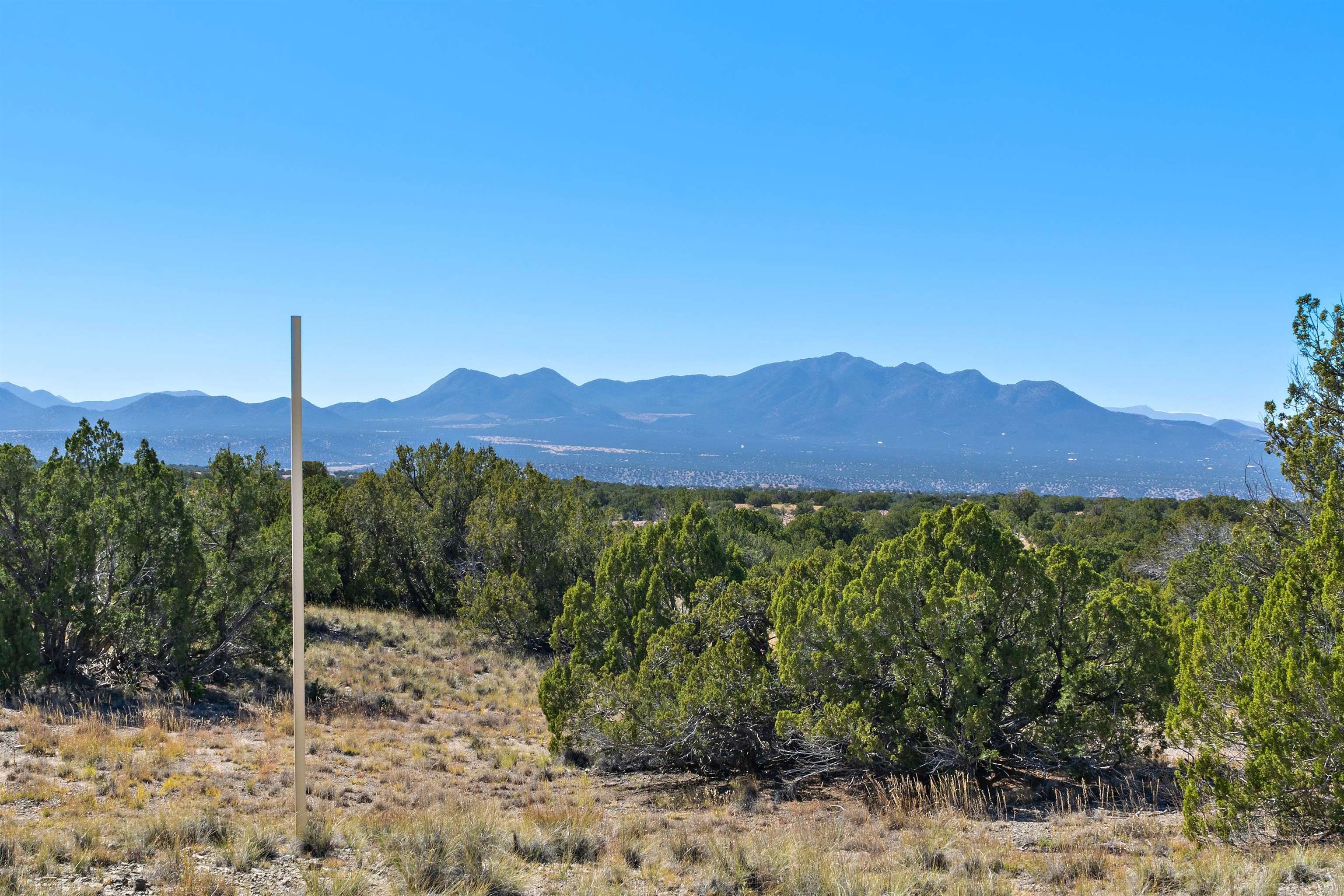 84 West Basin Ridge Cerrillos, NM 87010 - Photo 6 of 25