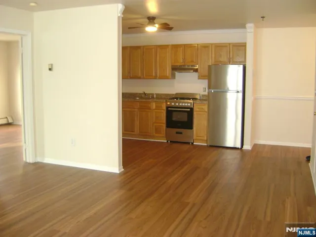 $2,000 | 690 River Road, Unit H, New Milford, NJ 07646