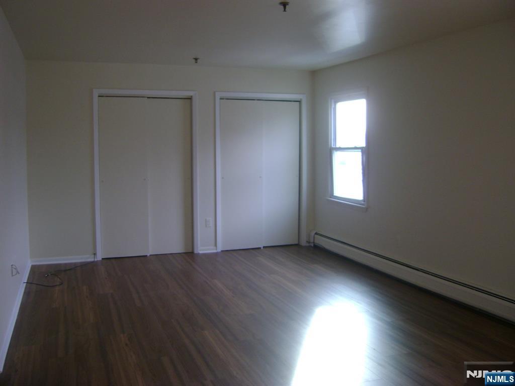 690 River Road, Unit H New Milford, NJ 07646 - Photo 6 of 8