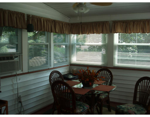 14 Augustus Road Waltham, MA 02452 - Photo 3 of 16 Gallery Image 3