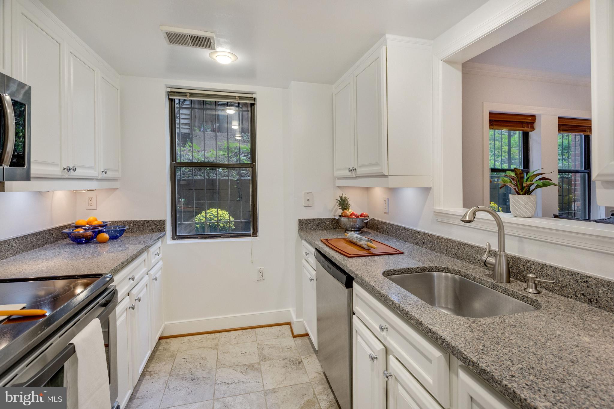 1727 R Street Northwest, Unit LL2 Washington, DC 20009 - Photo 8 of 22