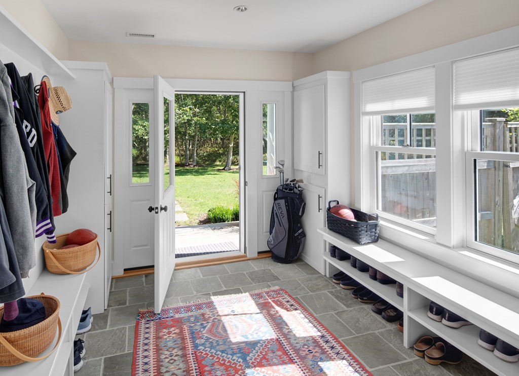 32 South Pond Road West Tisbury, MA 02568 - Photo 9 of 25 Gallery Image 9