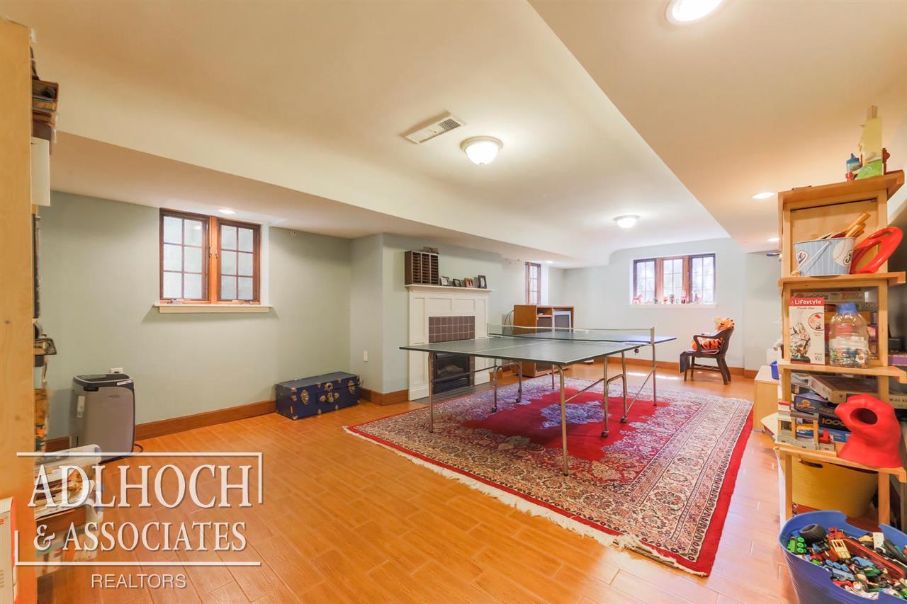 15725 Windmill Point Grosse Pointe, MI 48230 - Photo 39 of 58