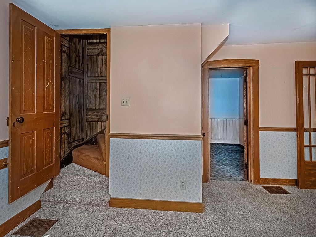 386 Fanker Road Harmony, PA 16037 - Photo 13 of 47