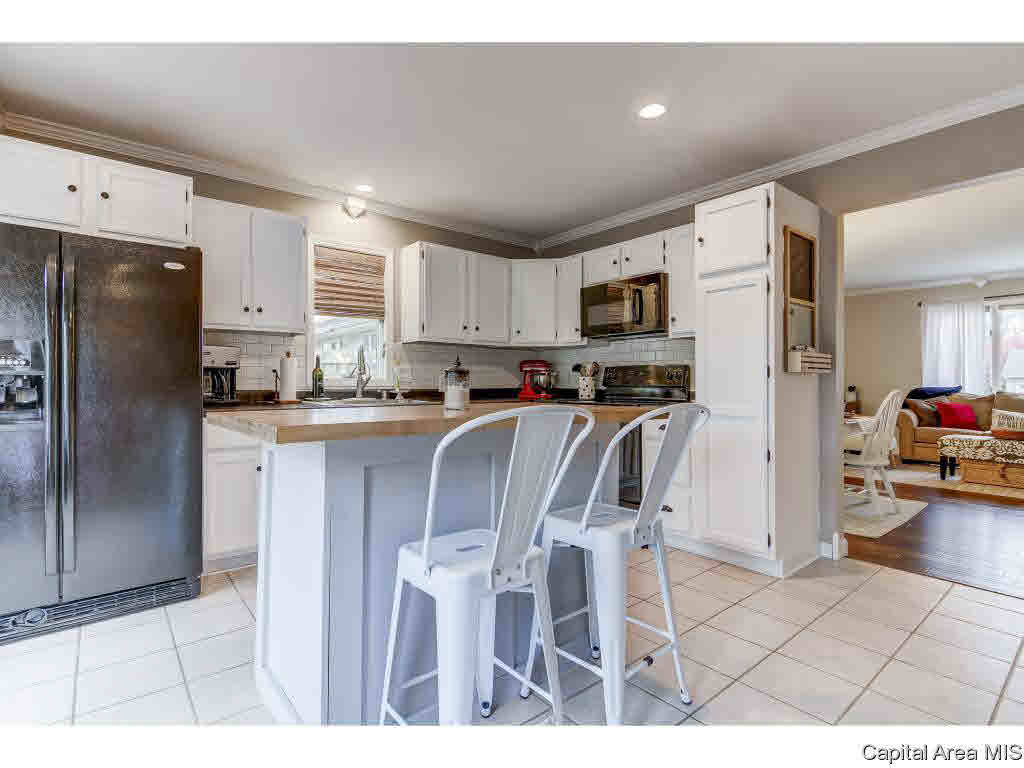 20 Taft Drive Rochester, IL 62563 - Photo 12 of 36