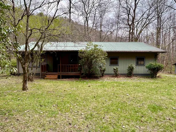 $2,100 | 740 Compass Creek Drive, Hayesville, NC 28904