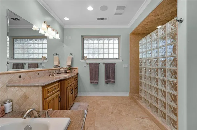 $1,195,000 | 2707 West Menlo Avenue, Fresno, CA 93711