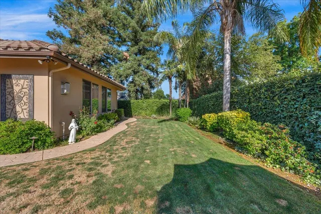 $1,195,000 | 2707 West Menlo Avenue, Fresno, CA 93711