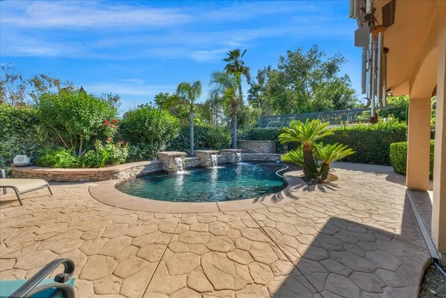 $1,195,000 | 2707 West Menlo Avenue, Fresno, CA 93711