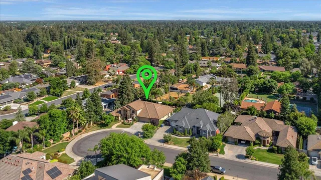 $1,195,000 | 2707 West Menlo Avenue, Fresno, CA 93711