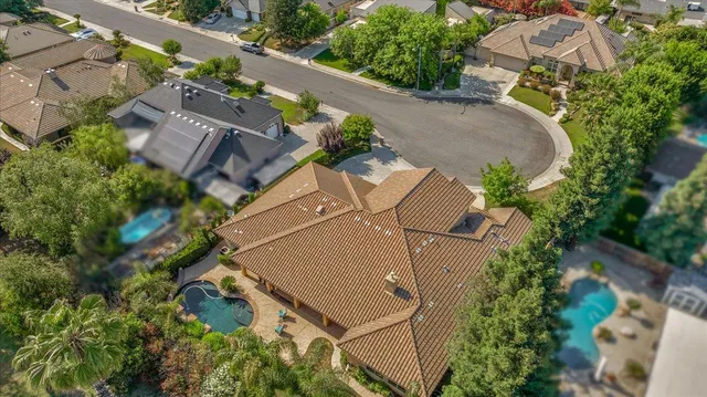 $1,195,000 | 2707 West Menlo Avenue, Fresno, CA 93711