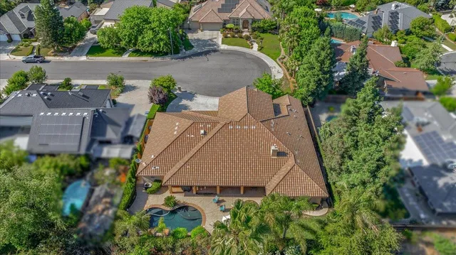 $1,195,000 | 2707 West Menlo Avenue, Fresno, CA 93711