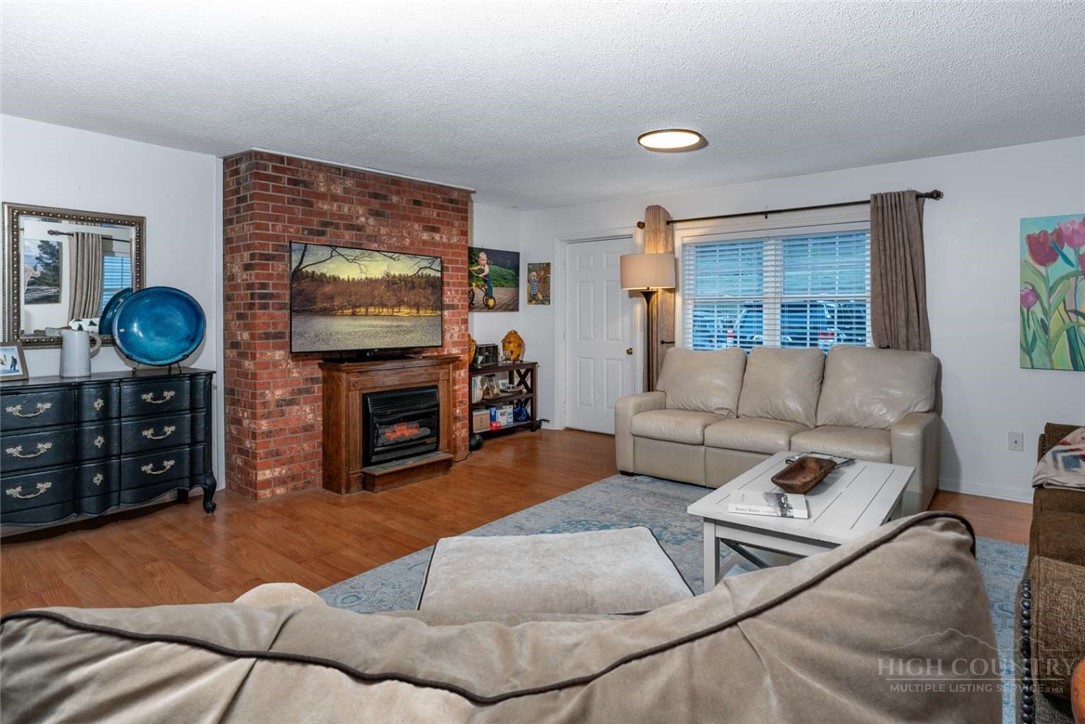 649 Ransom Street Blowing Rock, NC 28605 - Photo 11 of 22