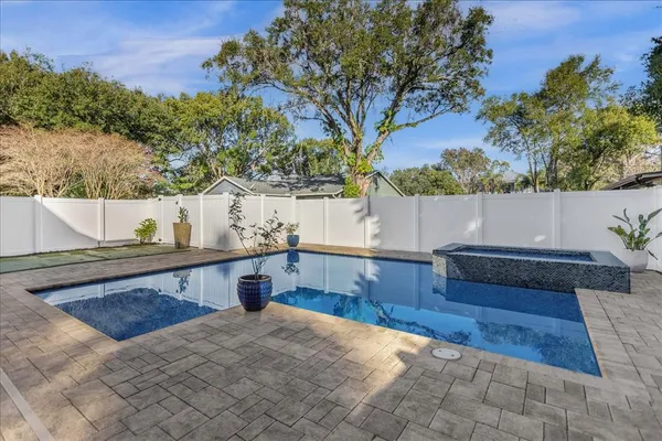 $4,650 | 615 West Winter Park Street, Orlando, FL 32804