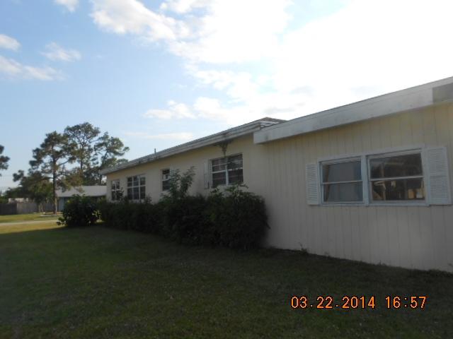 5359 Cleveland Road Delray Beach, FL 33484 - Photo 8 of 12 032