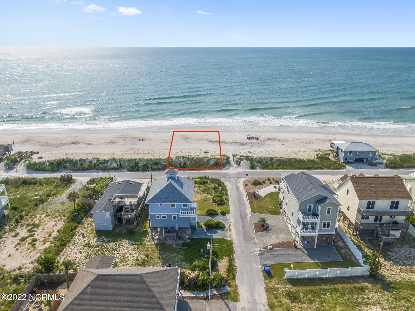 320 Topsail Road North Topsail Beach, NC 28460 - Photo 2 of 27 38_DJI_0880 (1)_mls