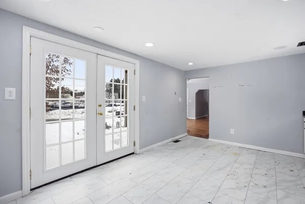 $815,000 | 2230-2232 Cranberry Highway, Wareham, MA 02576