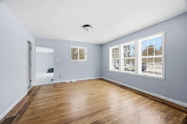 $815,000 | 2230-2232 Cranberry Highway, Wareham, MA 02576
