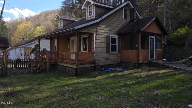 $850 | 1822 Derby Road, Appalachia, VA 24216