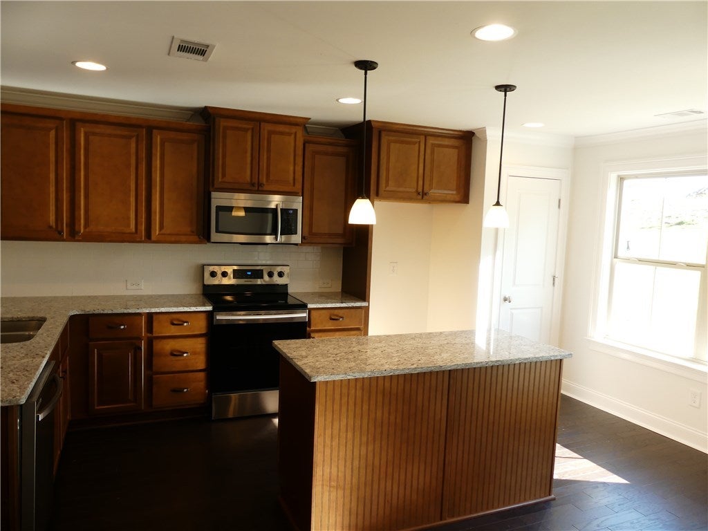 2619 Farmstone Ridge Auburn, AL 36830 - Photo 3 of 18 Gallery Image 3