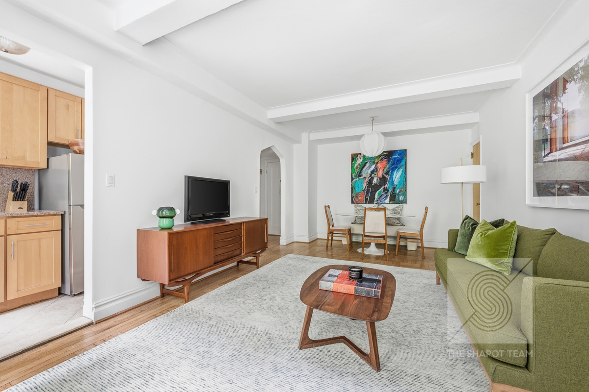 230 Riverside Drive, Unit 2E Manhattan, NY 10025 - Photo 5 of 11